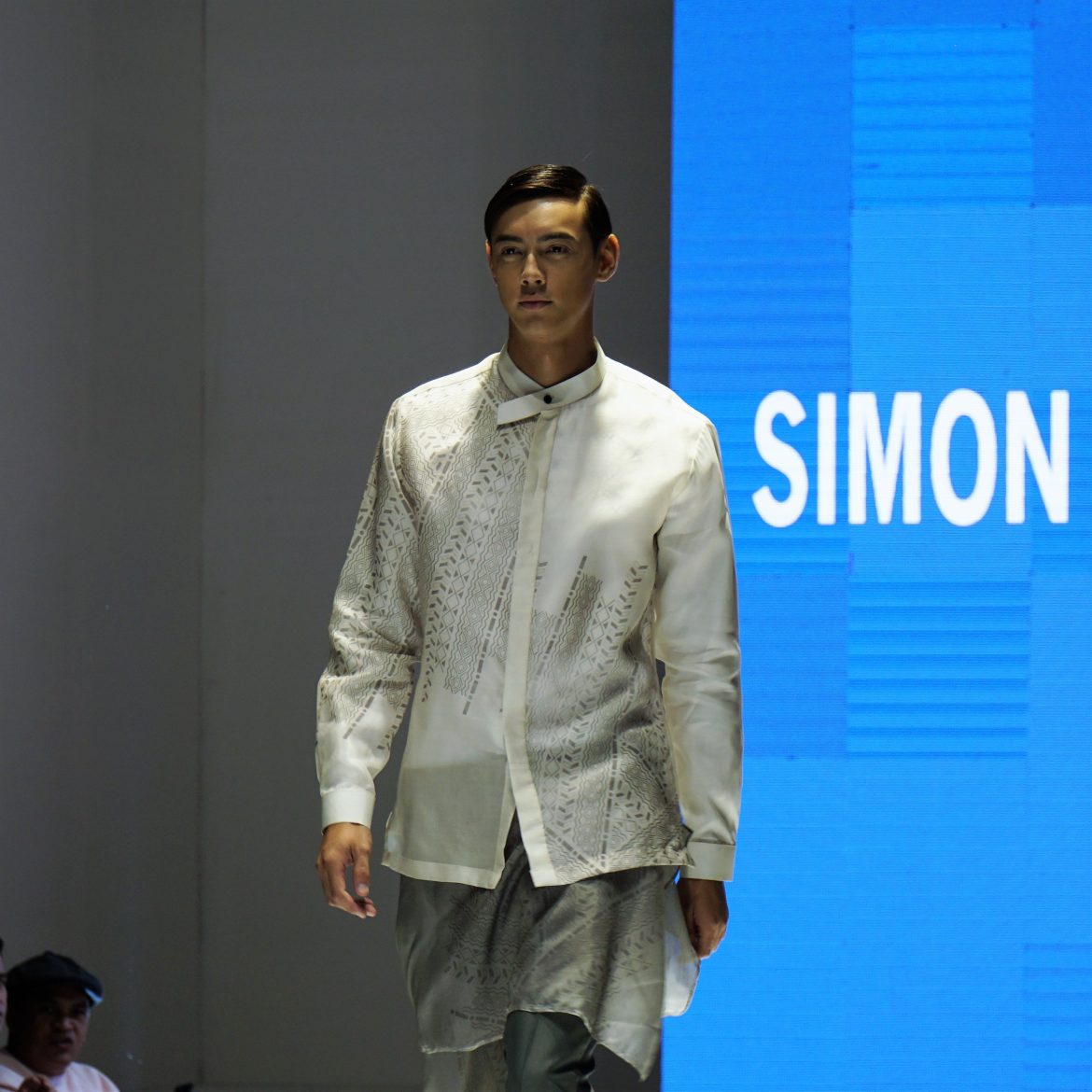 Trendy Barongs for Men at the Philippine Fashion Week Holiday 2019 ...