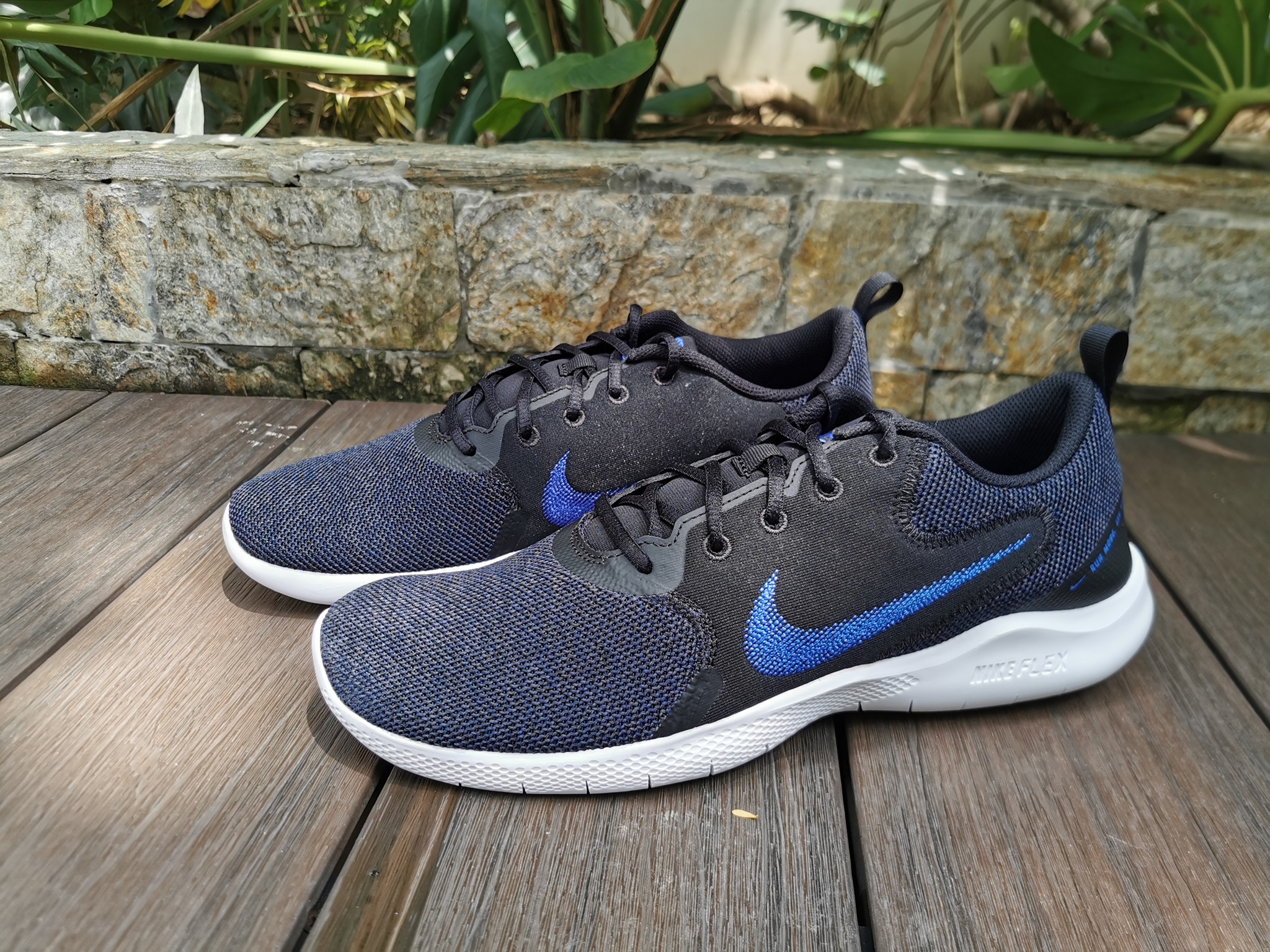 https://www.pinoyguyguide.com/wp-content/uploads/2021/08/Nike-Flex-Experience-RN-10-Mens-Running-Shoes-1.jpg